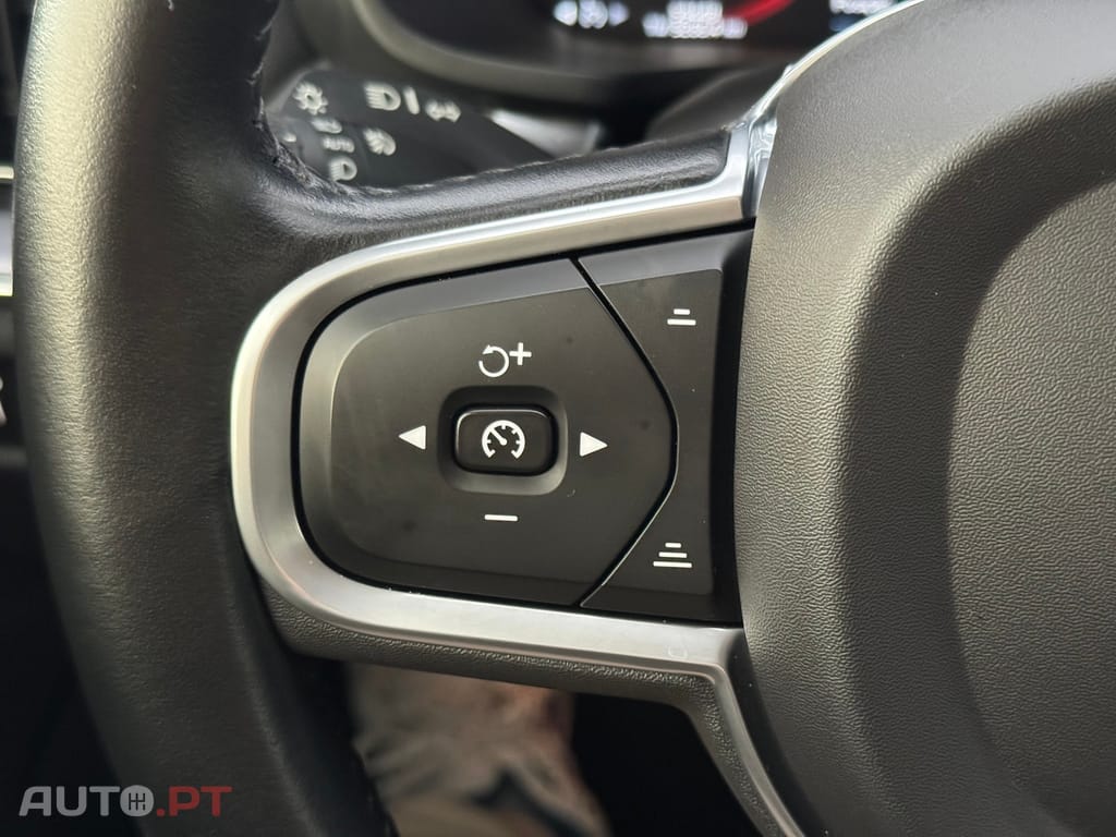 Volvo V60 2.0 T6 AWD TE R-Design Expression