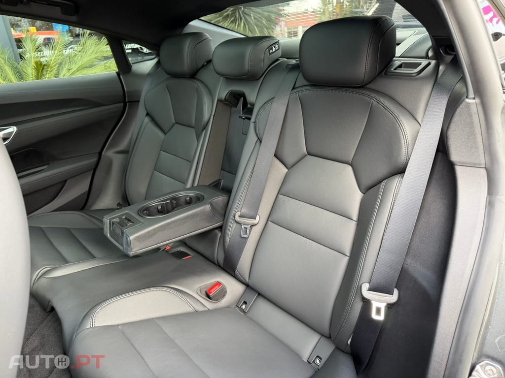 Audi E-Tron GT quattro