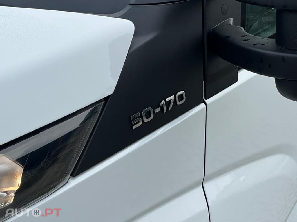 Iveco Daily CAIXA DE CARGA 6100 MM