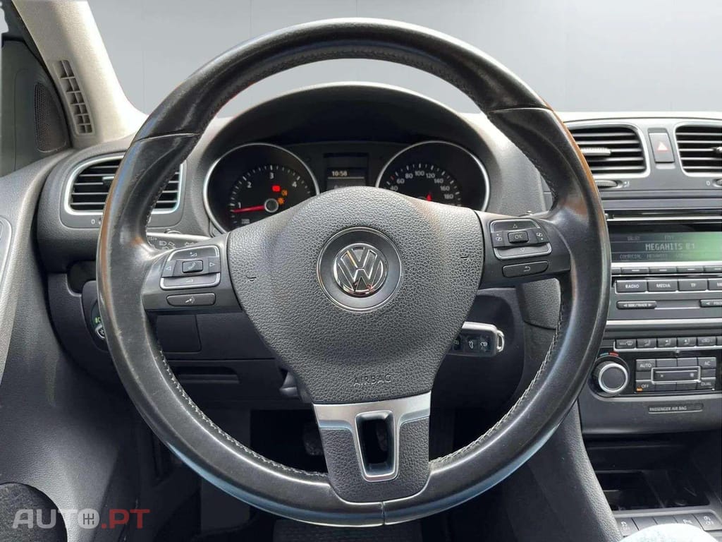 Volkswagen Golf 1.6 TDI CONFORTLINE