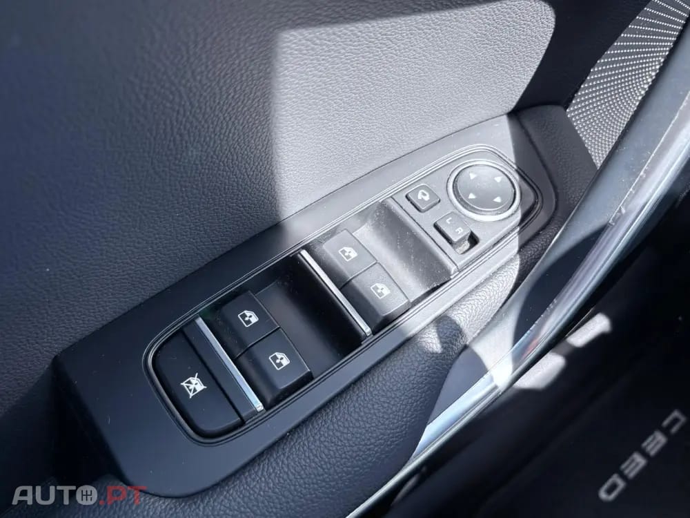 Kia Ceed SW 1.4 T-GDI Drive+SRF 7DCT