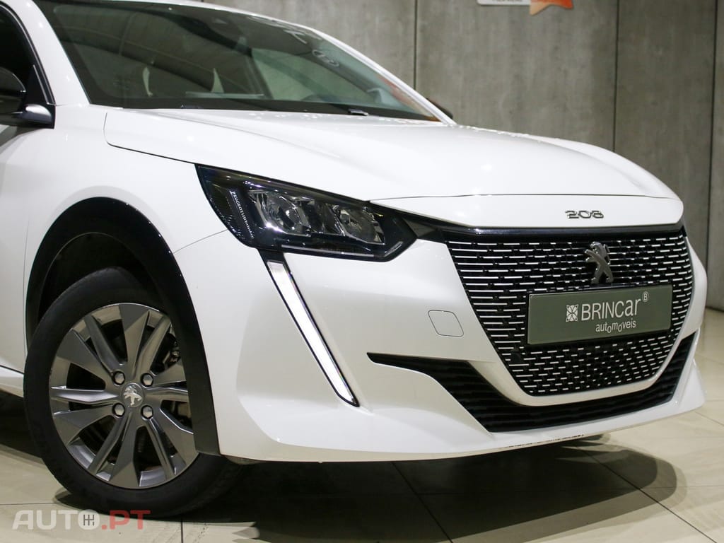Peugeot E-208 50 kWh Allure