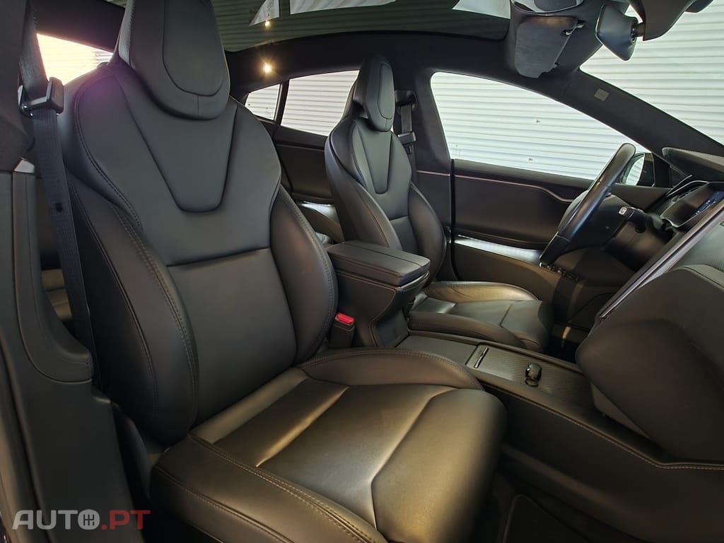 Tesla Model S 100 kWh Long Range Plus AWD