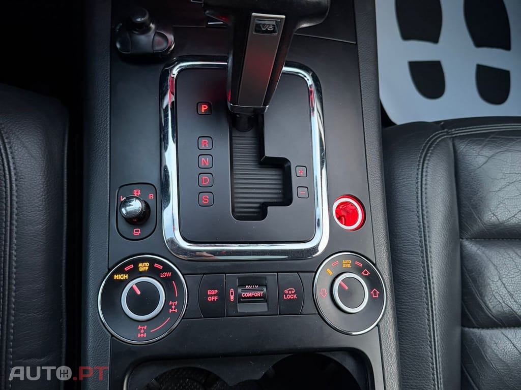 Volkswagen Touareg 3.0 TDi V6 Tiptronic