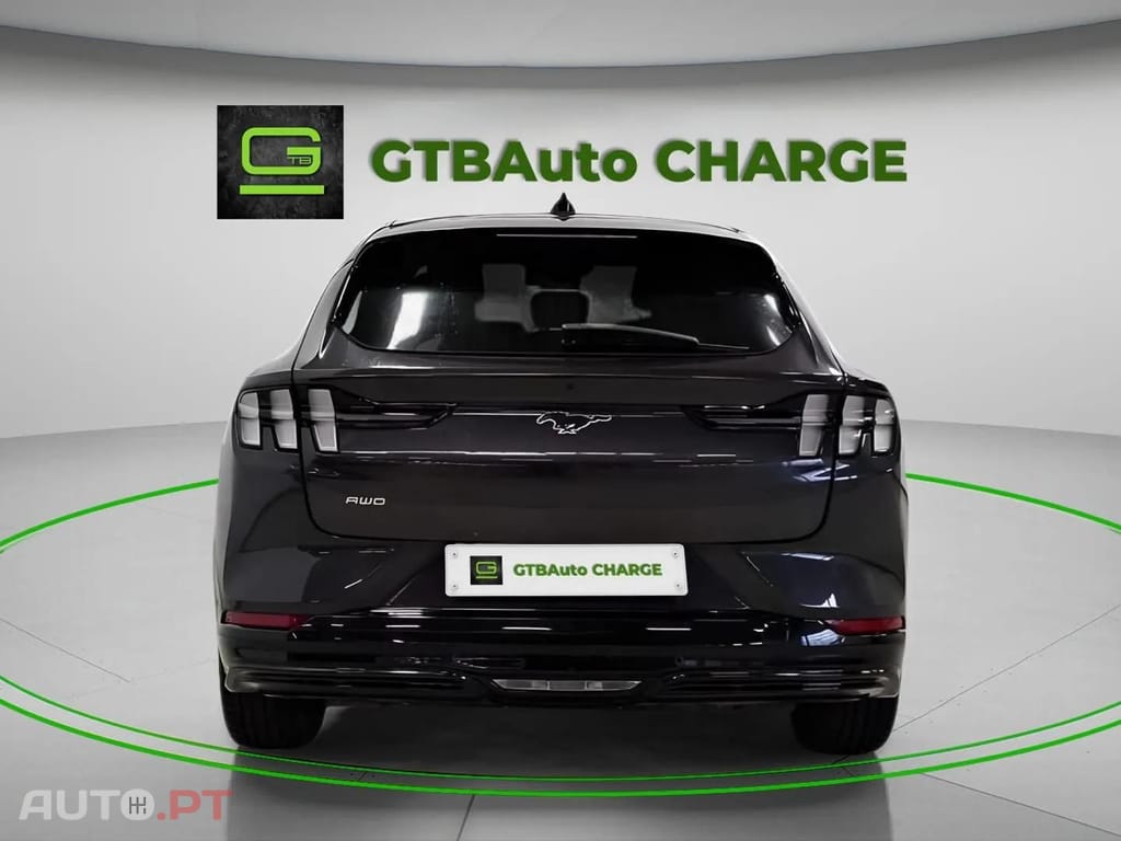 Ford Mustang Mach-E 76kWh Allrad Autom