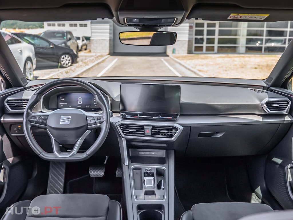 Seat Leon ST 1.5 e-Hybrid DSG FR Black Edition