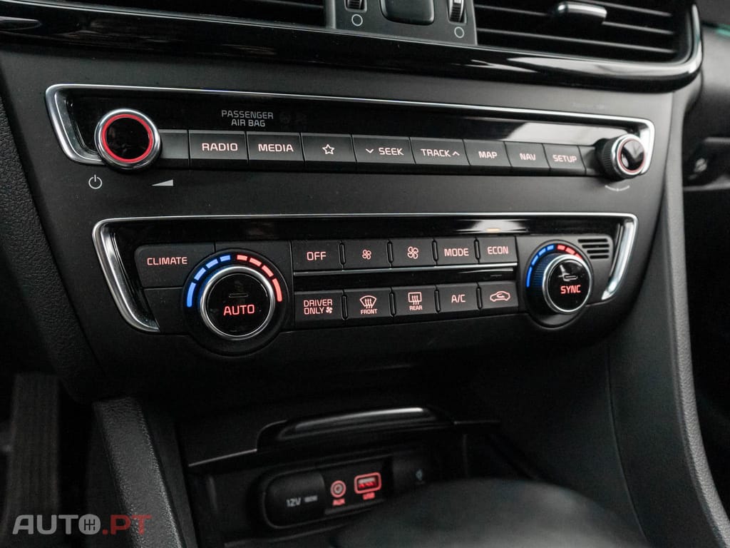 Kia Optima 2.0 CVVT PHEV