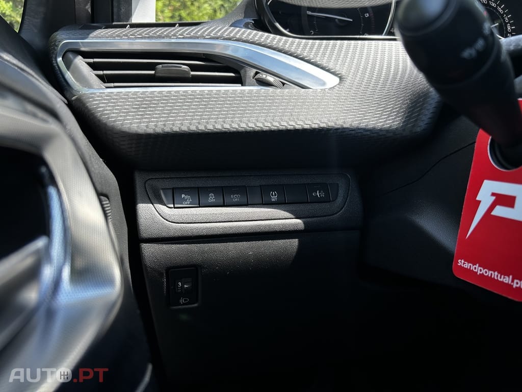 Peugeot 2008 1.6 e-HDi Allure