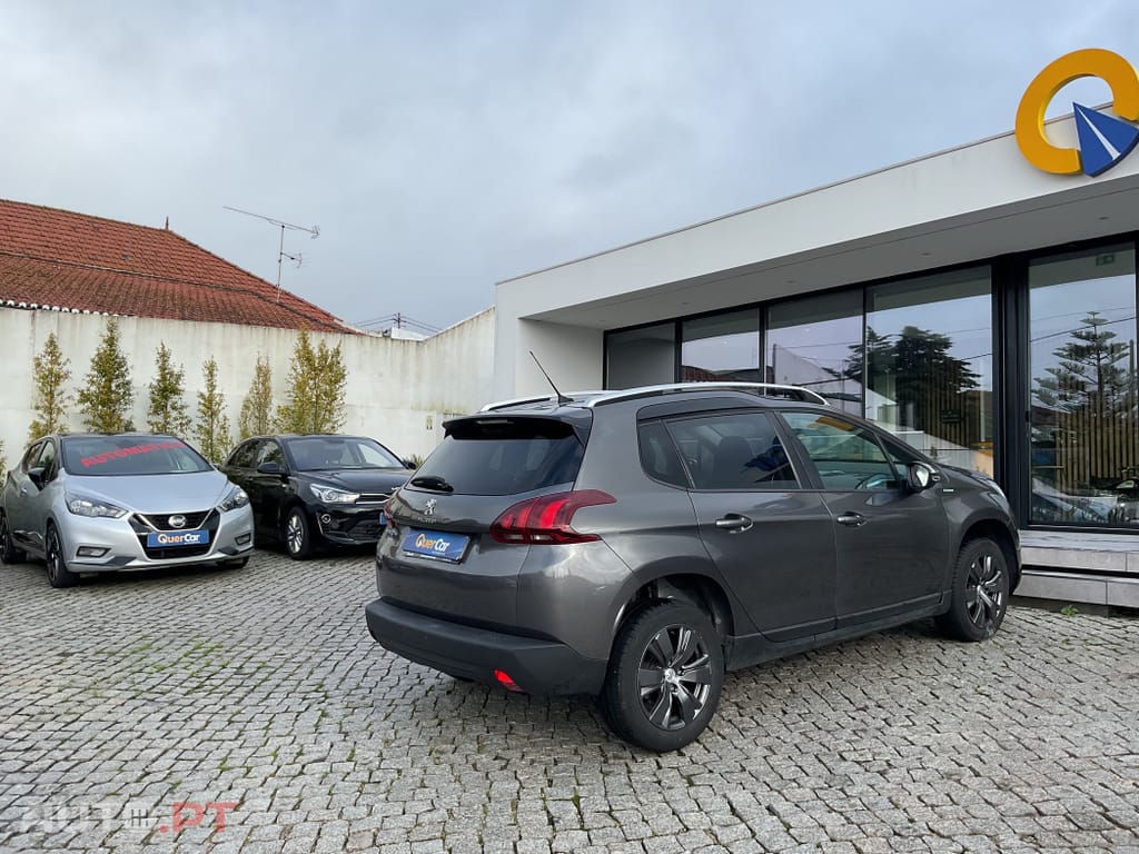 Peugeot 2008 1.2 PureTech Style