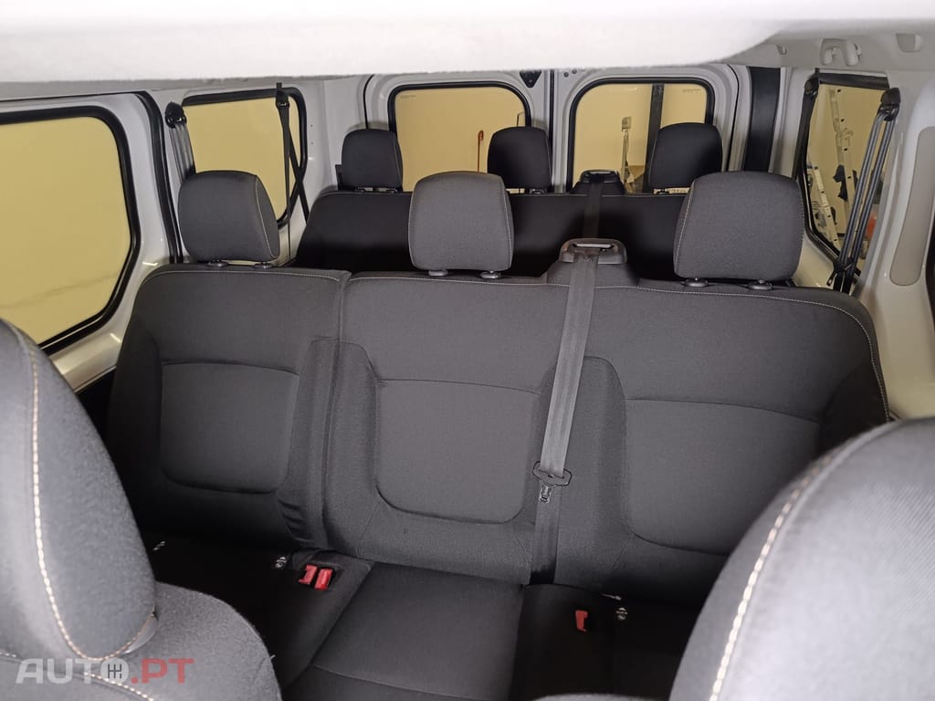 Renault Trafic 1.6 dCi Combi (9 Lug )