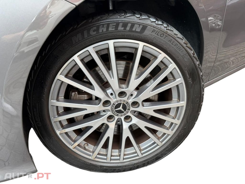 Mercedes-Benz CLA 250 e Progressive