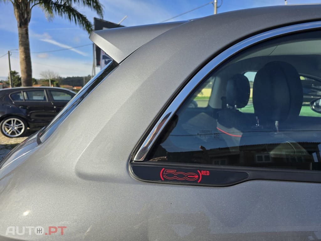 Fiat 500e (RED)