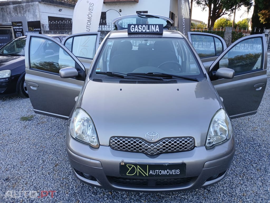 Toyota Yaris 1.0 Terra