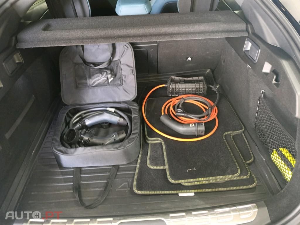 Peugeot 408 1.6 Hybrid GT e-EAT8