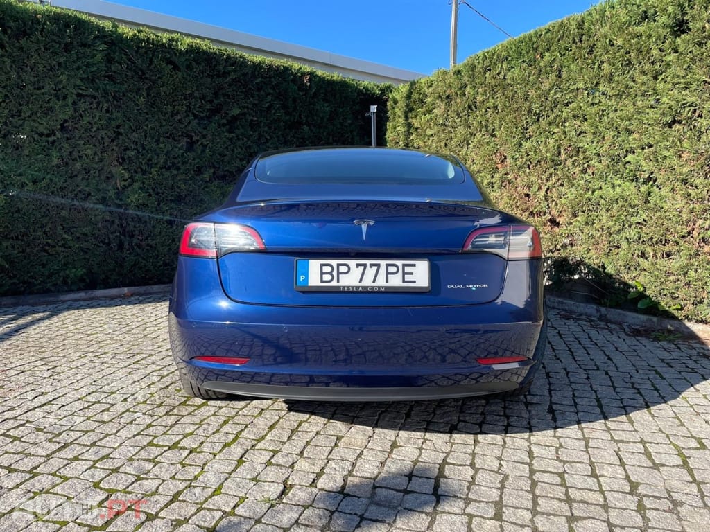 Tesla Model 3 Long Range AWD Dual Motor