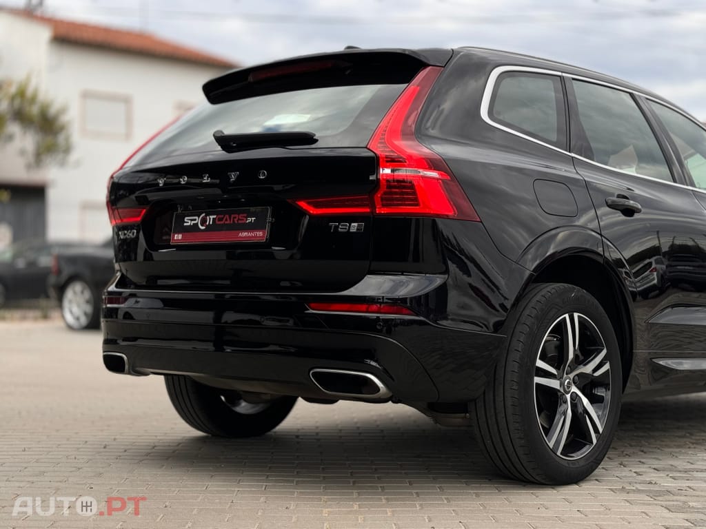 Volvo XC60 2.0 T8 PHEV R-Design Expression AWD