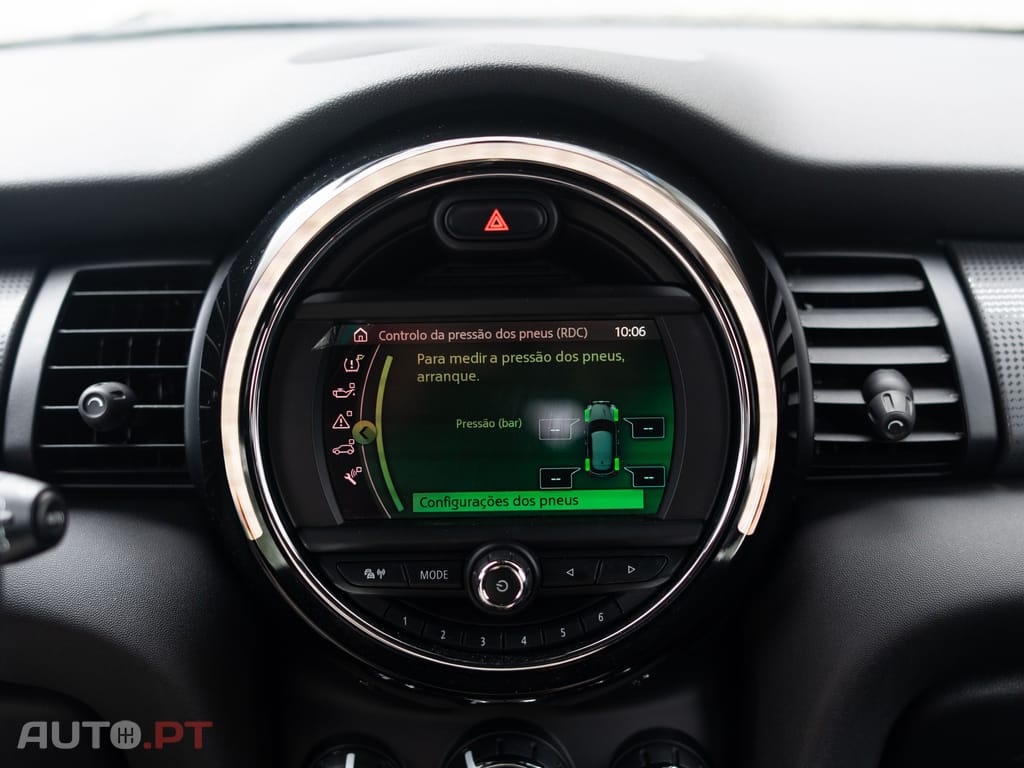 MINI Cooper Cooper Premium JCW Auto