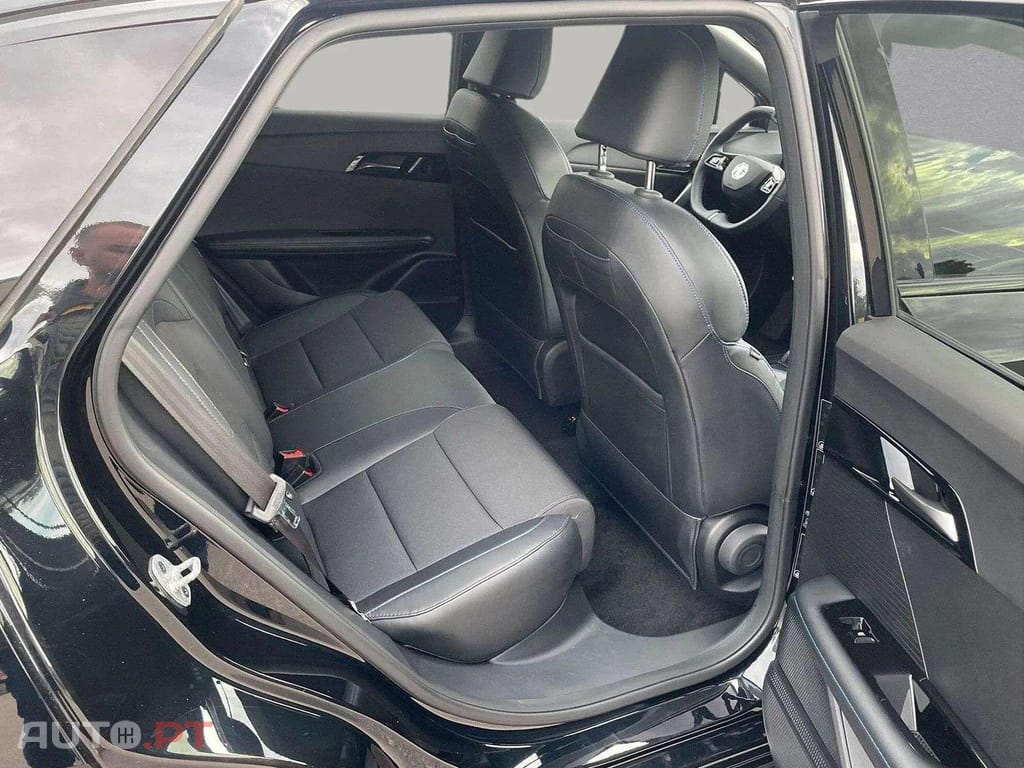 MG MG4 I.V.A DEDUTÍVEL EV 64 kWh Luxury