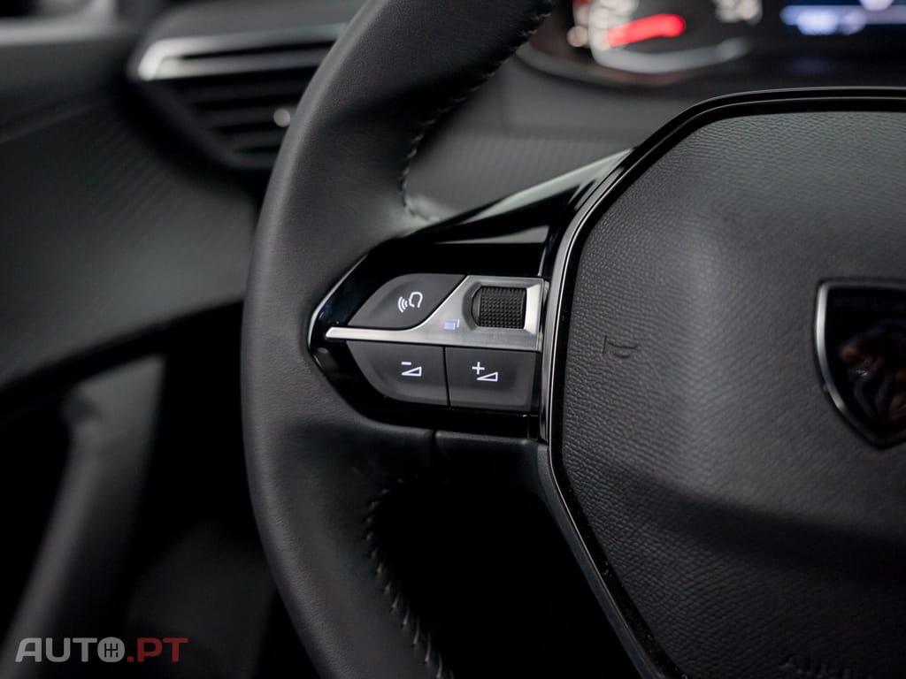 Peugeot 2008 1.2 PureTech Style