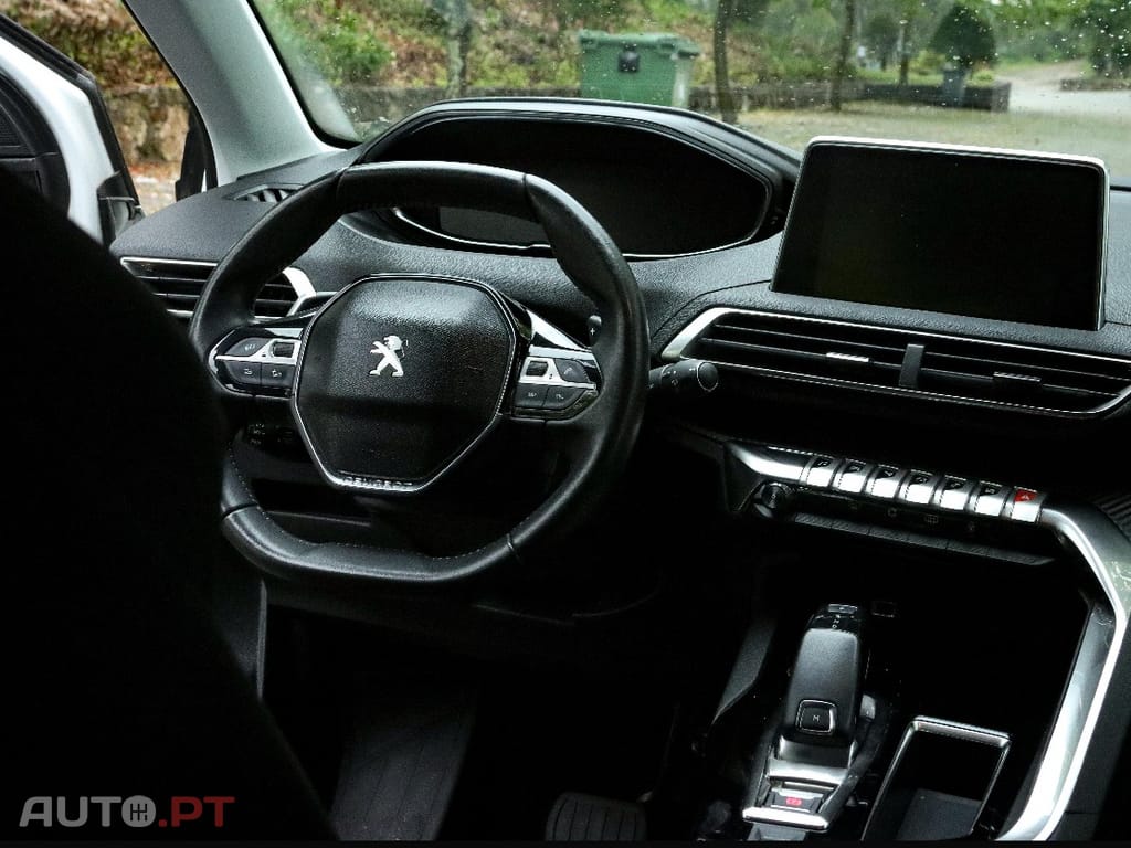 Peugeot 5008 1.5 BlueHDi Allure EAT8