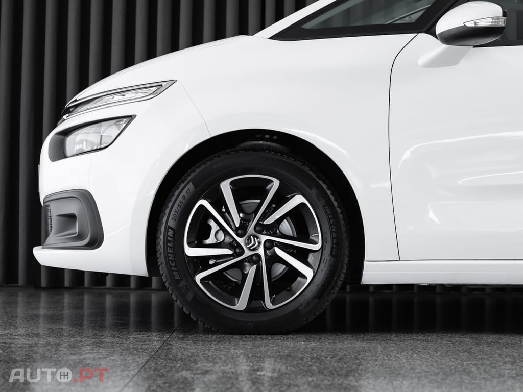 Citroen C4 SpaceTourer 1.2 PureTech Feel EAT8
