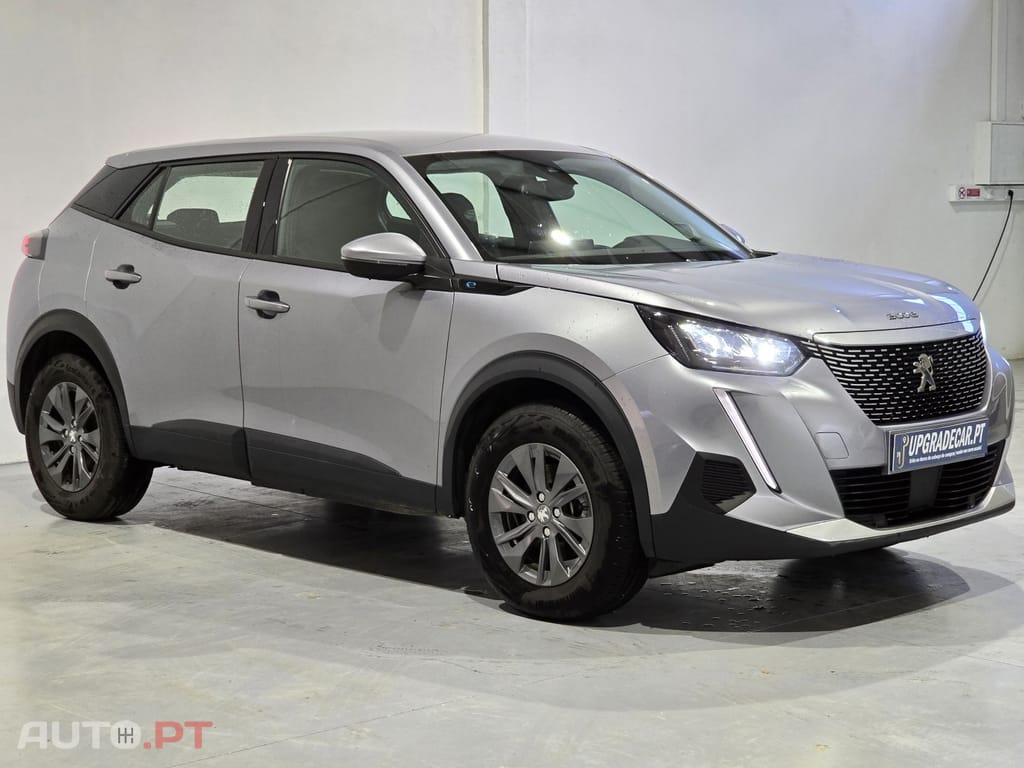 Peugeot E-2008 50 kWh Active Pack