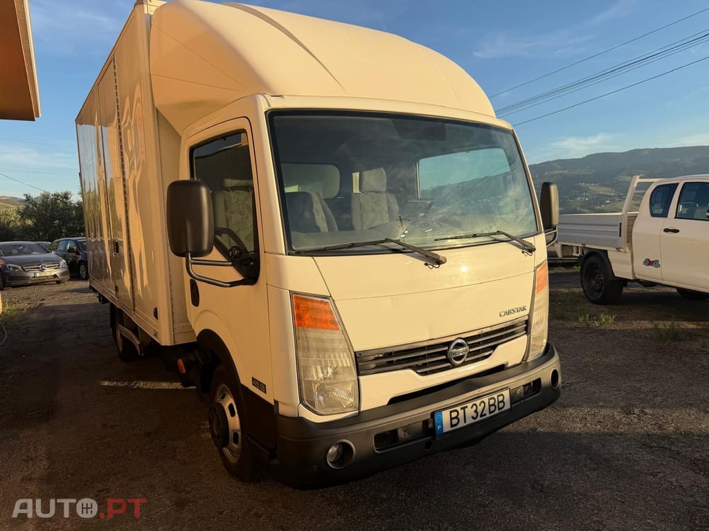 Nissan Cabstar 2.5 dCi 35.15/3 CD Comfort