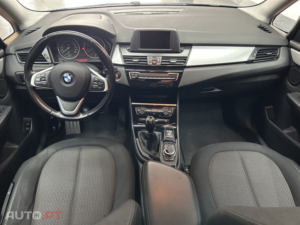 BMW 216 d Advantage