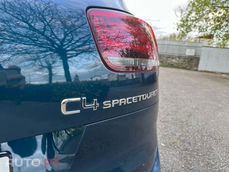 Citroen C4 SpaceTourer 1.2 PureTech Feel EAT8