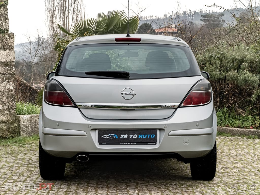 Opel Astra 1.7 CDTi Cosmo