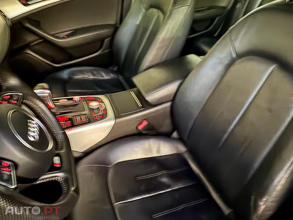 Audi A6 Avant 2.0 TDi S-line Multitronic (Ler descrição)