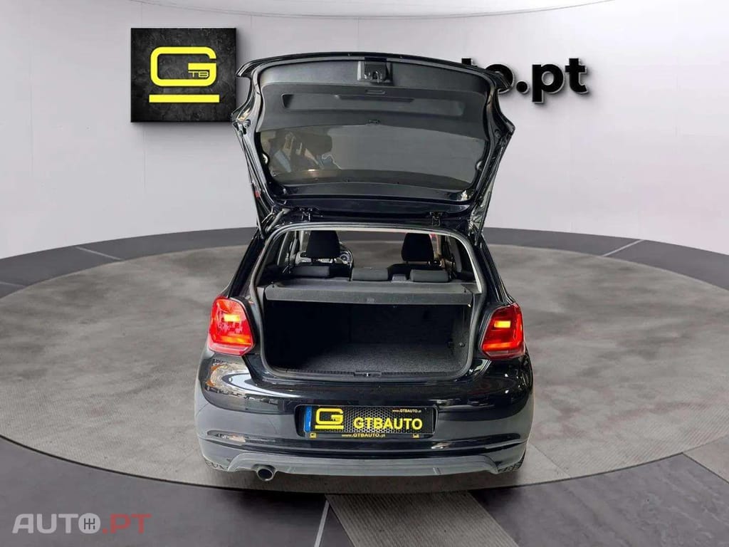 Volkswagen Polo 1.2 Tsi R-LINE
