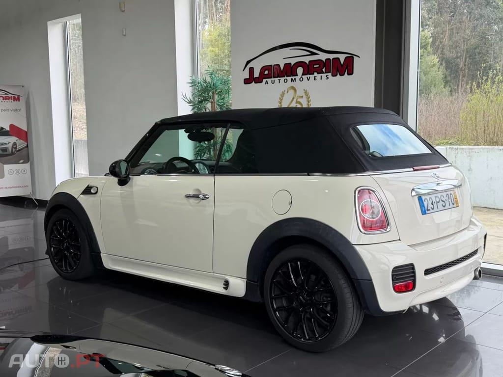 MINI Cabrio Cooper D