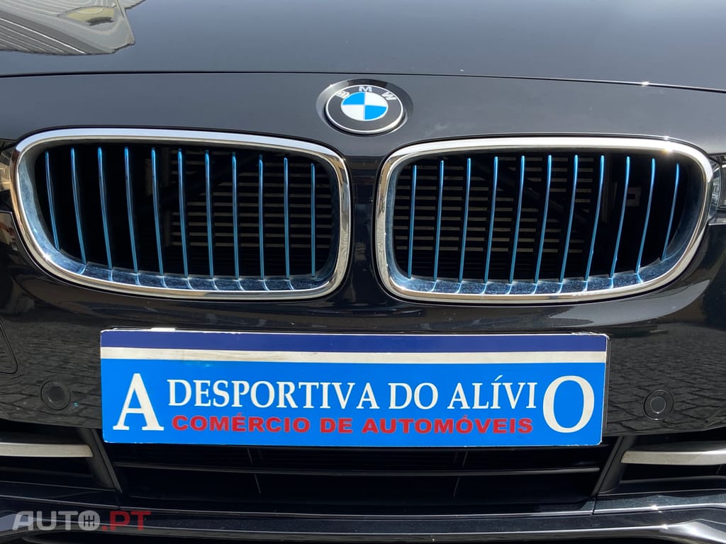 BMW 330 e iPerformace Line Sport Auto