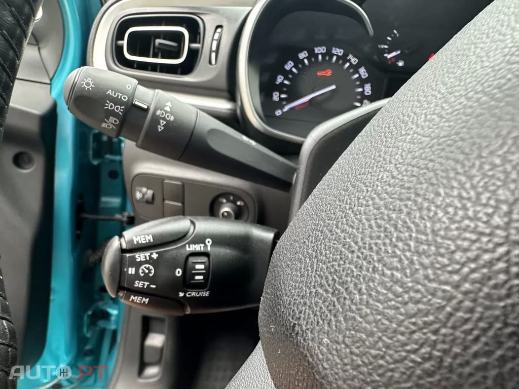 Citroen C3 1.5 BlueHDi Shine Pack