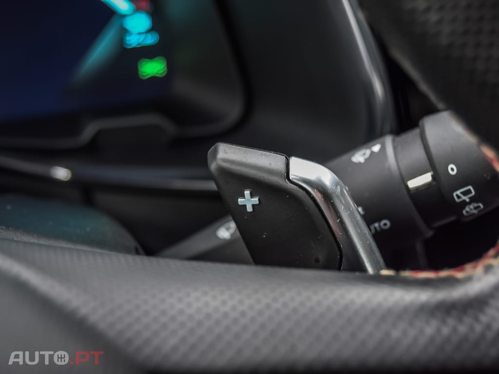 DS DS7 Crossback E-Tense Performance Line+ EAT8