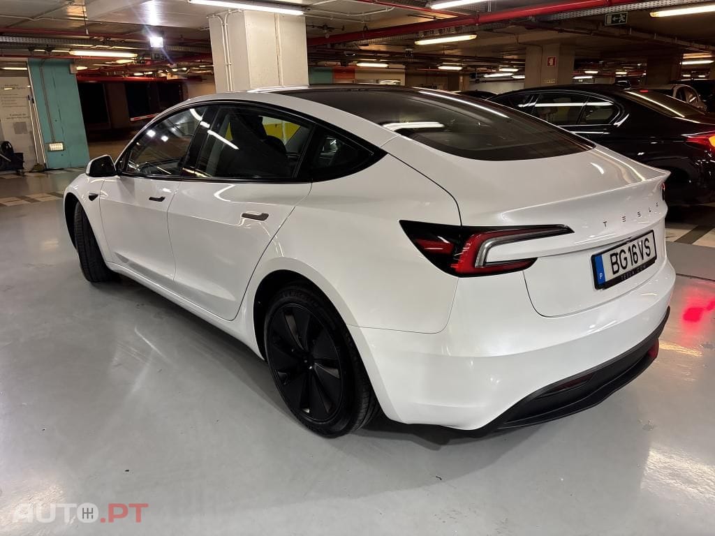 Tesla Model 3 Tração Traseira Premium