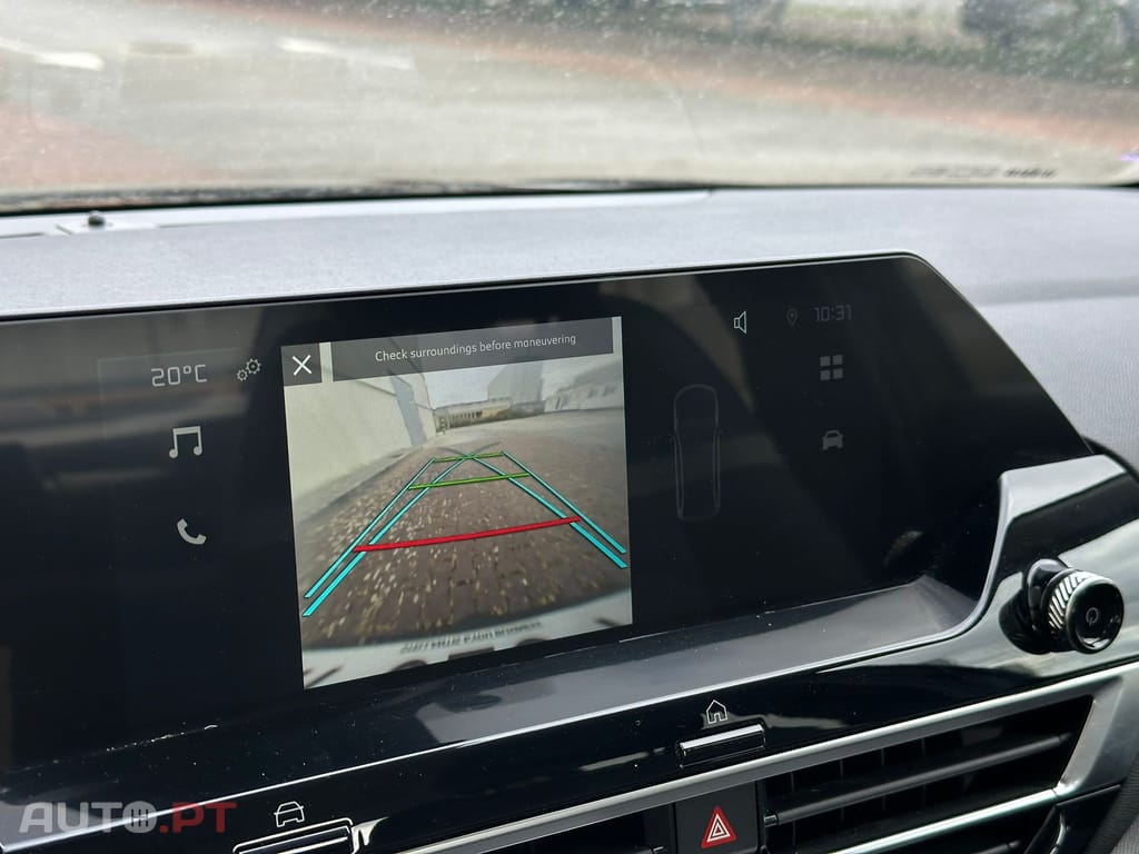 Citroen C4 X 1.2 PureTech Shine EAT8