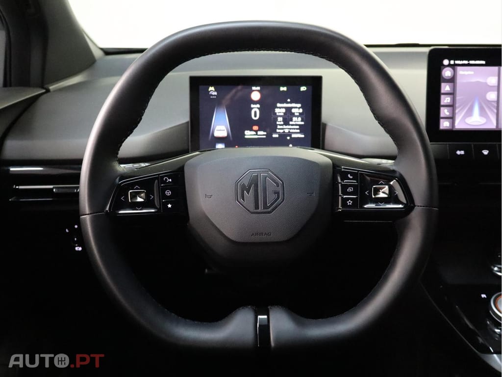 MG MG4 64kwh luxury Heat Pump