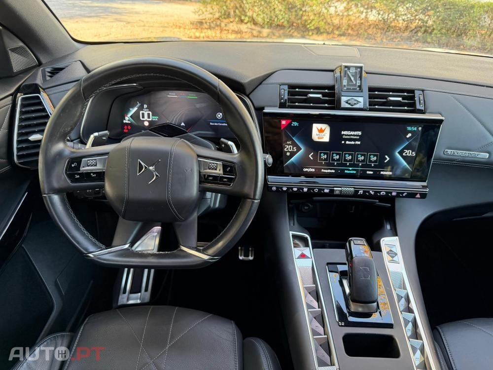 DS DS7 Crossback E-Tense Performance Line EAT8