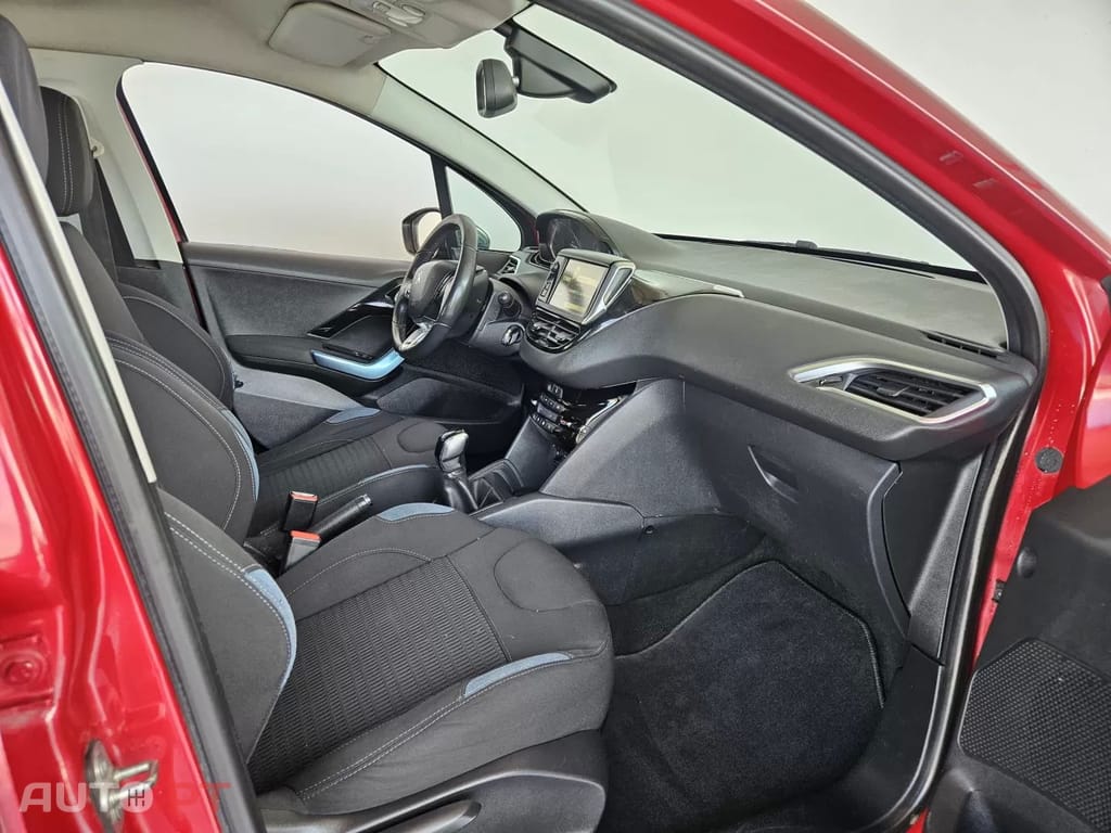Peugeot 208 1.4 HDi
