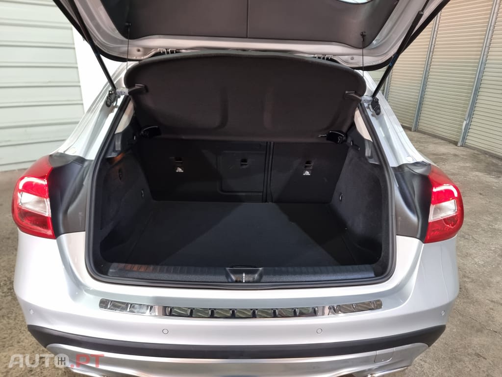 Mercedes-Benz GLA 180 CDi