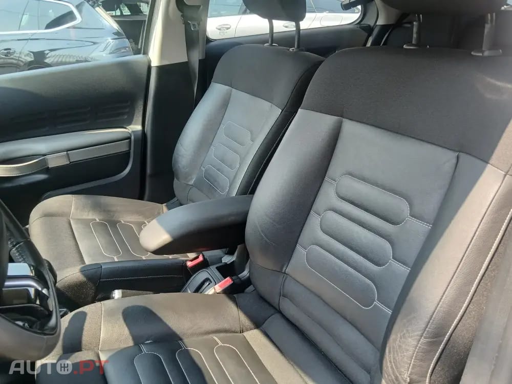 Citroen C4 Cactus Pure Tech e-THP 110 Stop&Start Shine