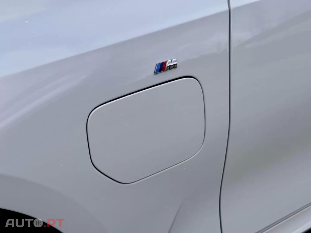 BMW 330 e Pack M Auto