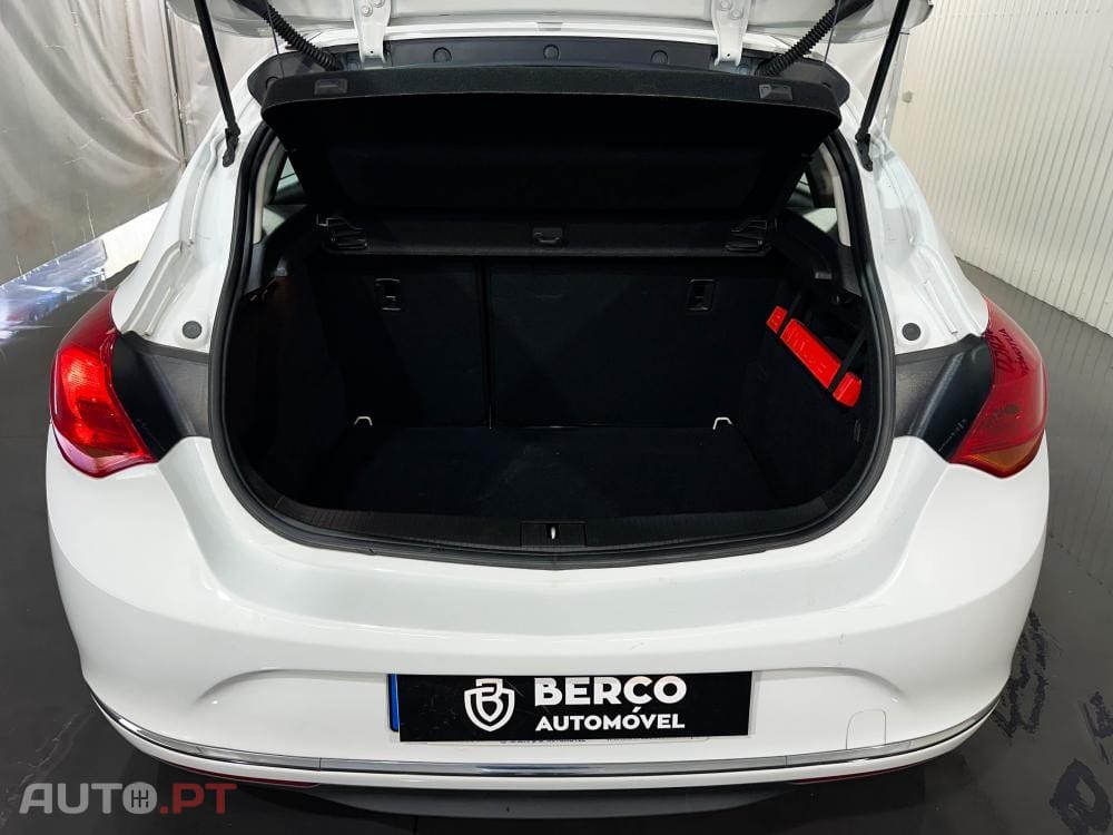 Opel Astra 1.6 CDTI Cosmo S/S J18