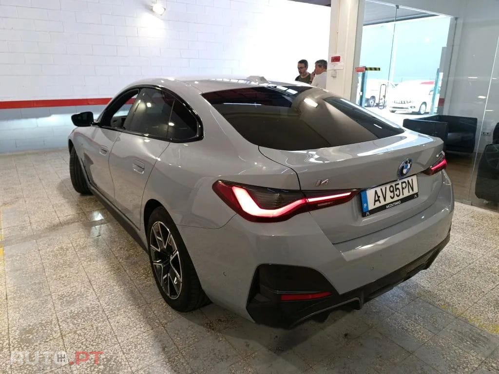 BMW i4 eDrive40 Desportiva M