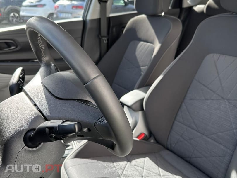 Hyundai Bayon 1.0 T-GDI 100 DST-7 Hyb 48V Creative