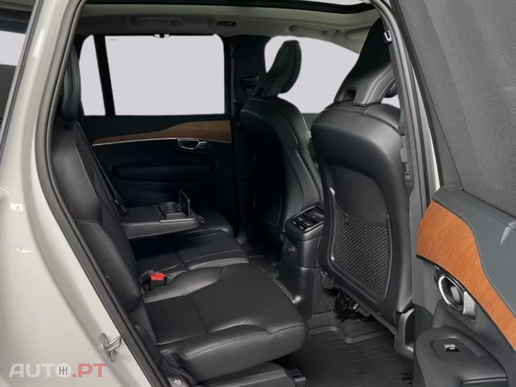 Volvo XC90 T8 AWD I.V.A DEDUTIVEL