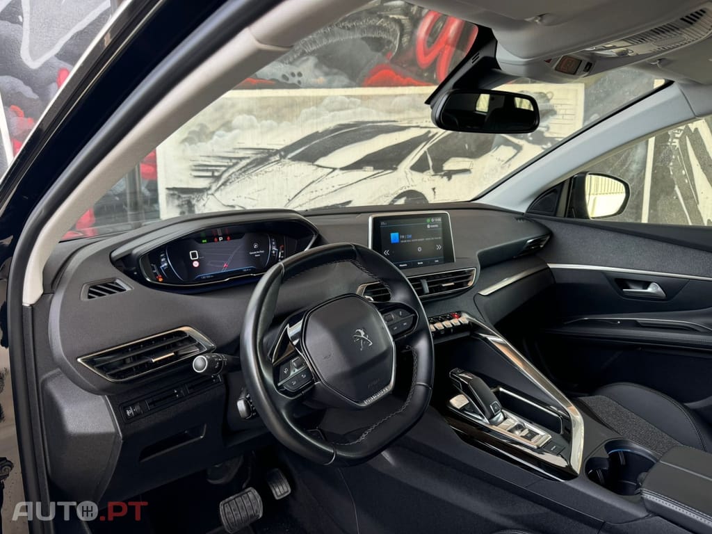 Peugeot 3008 1.5 BlueHDi Allure EAT8