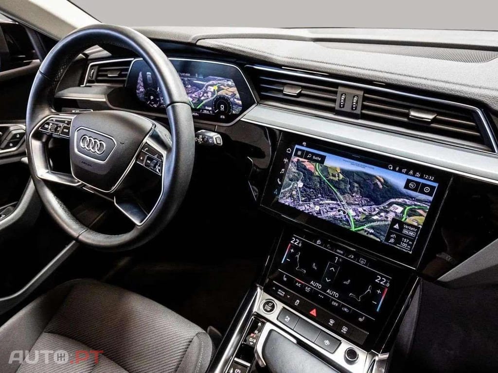Audi E-Tron I.V.A DEDUTÍVEL  50 quattro advanced 